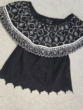 Hemant & Nandita NWT top.